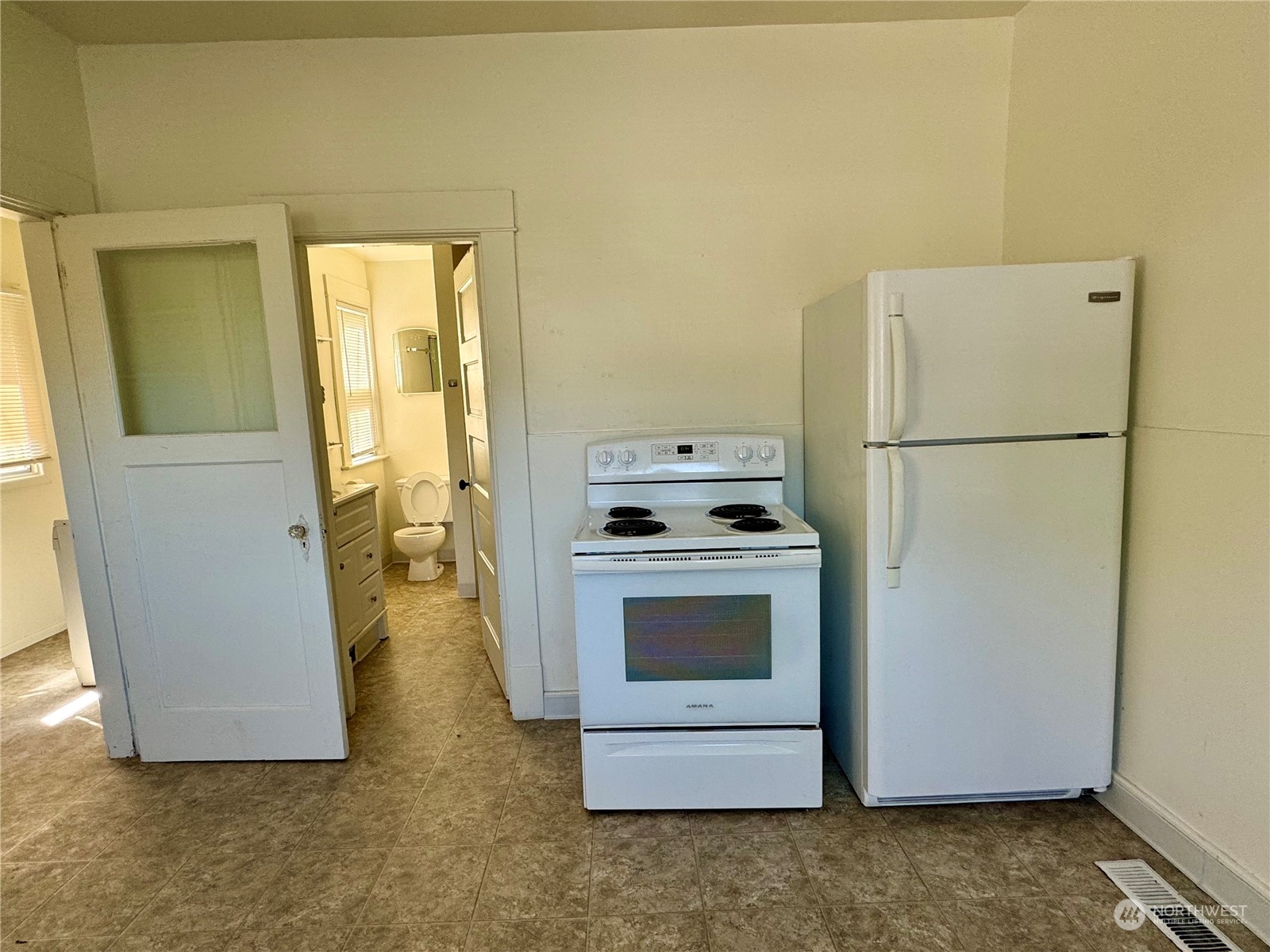 1636 Grant Street Bellingham, WA 98225 - Photo 8 of 33