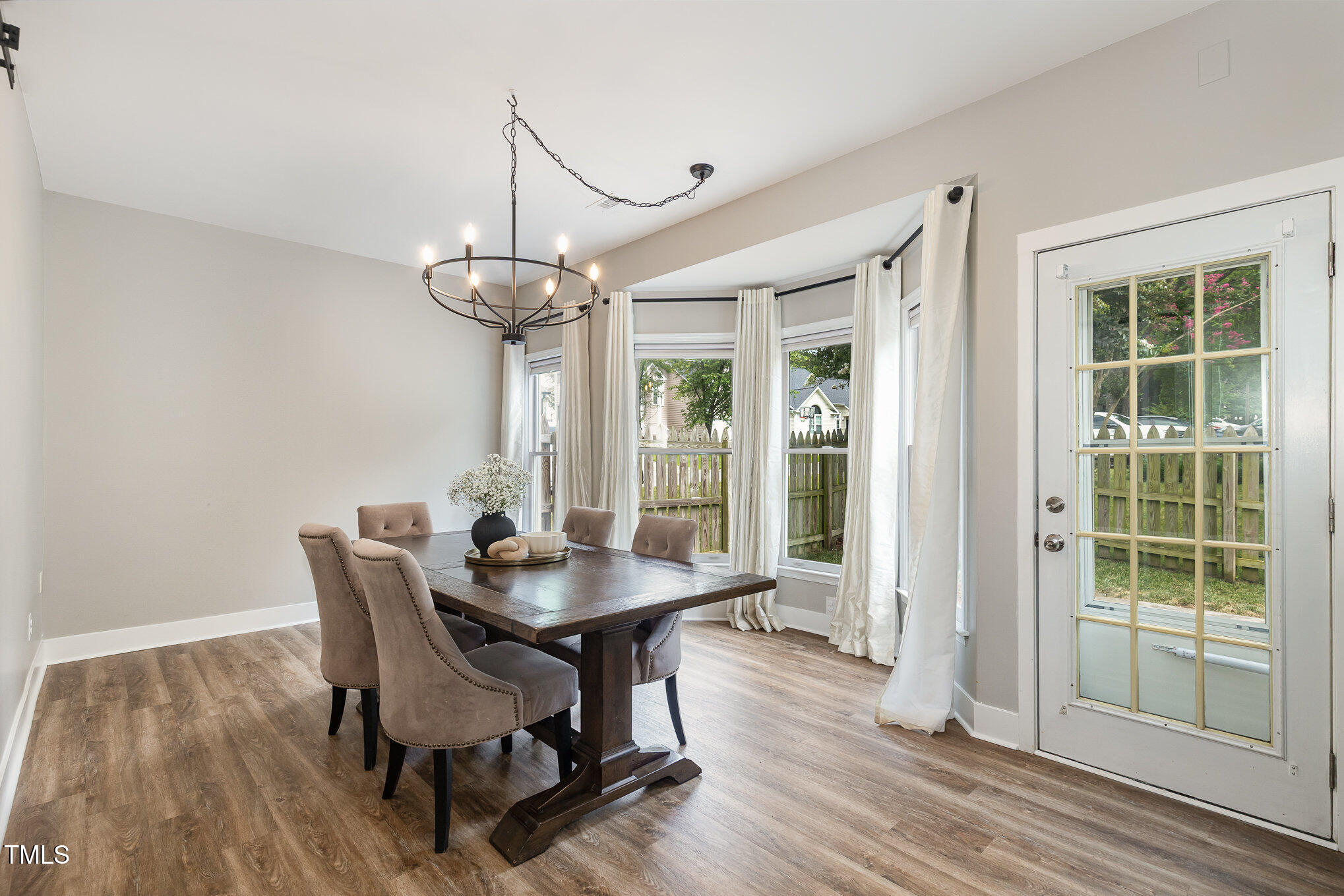 5609 Edgebury Road Raleigh, NC 27613 - Photo 13 of 31 Eat in Kitchen.