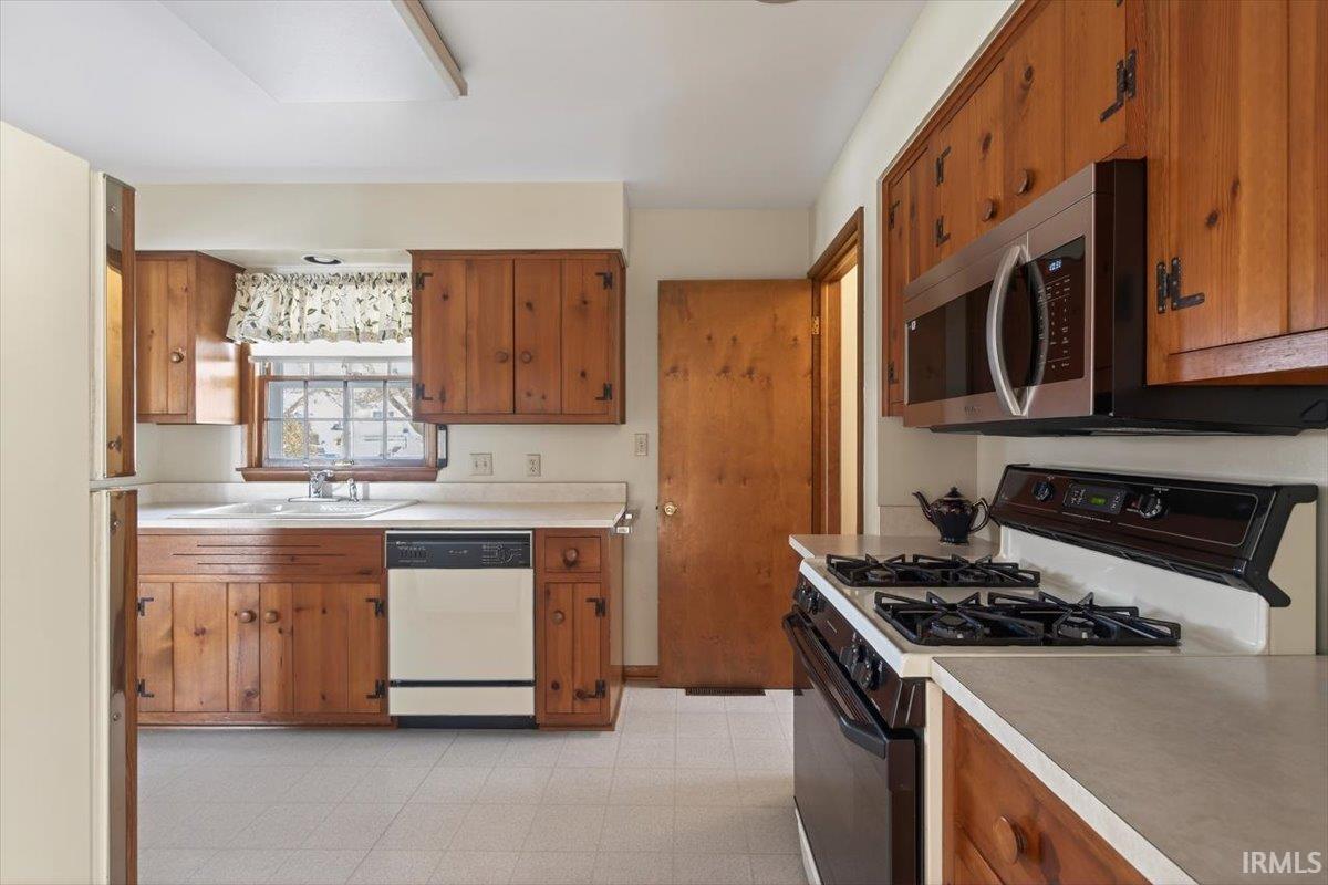 1136 Berkley Road Lafayette, IN 47904 - Photo 25 of 36