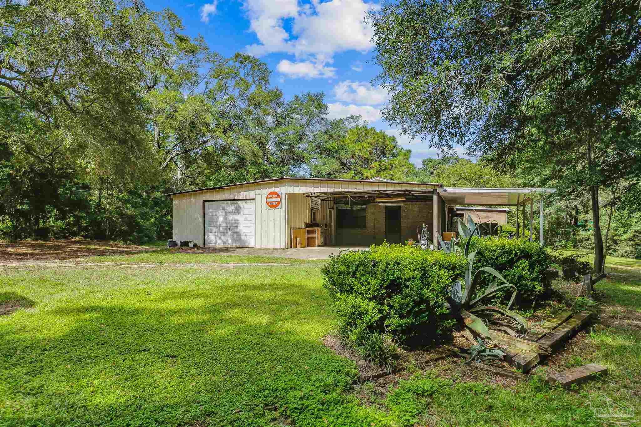 4562 Riley Road Milton, FL 32583 - Photo 17 of 19 Gallery Image 17
