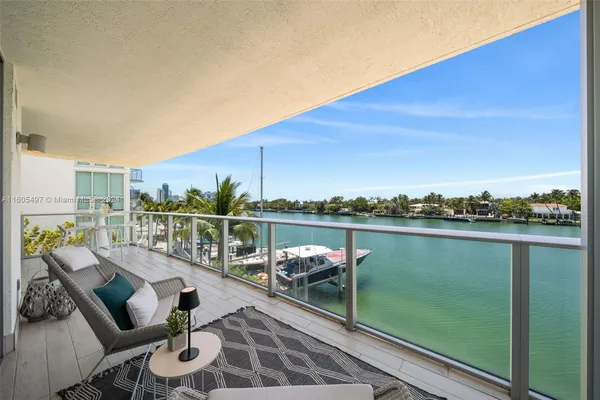 $8,000 | 6620 Indian Creek Drive, Unit 308, Miami Beach, FL 33141
