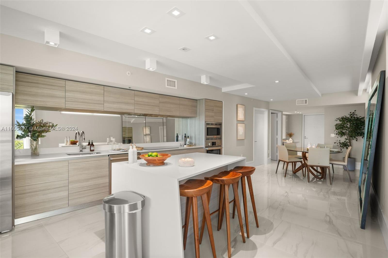 6620 Indian Creek Drive, Unit 308 Miami Beach, FL 33141 - Photo 6 of 31