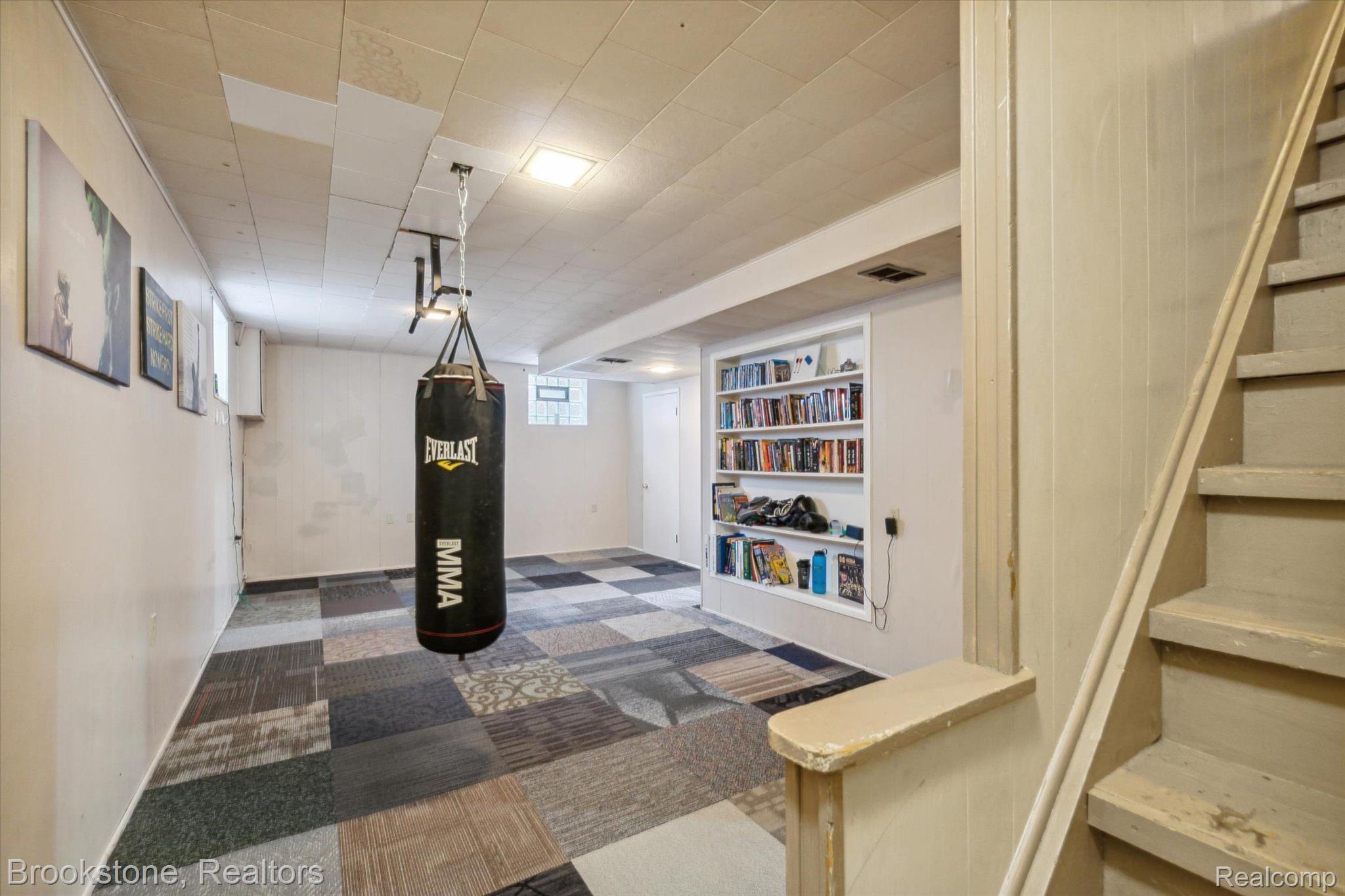 8900 Henry Ruff Road Livonia, MI 48150 - Photo 17 of 32 Gallery Image 17