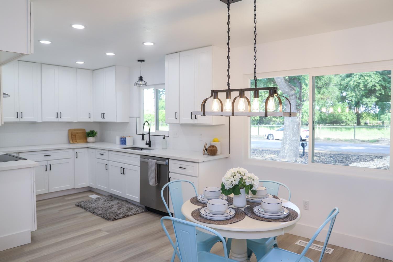 17231 East Trimmer Springs Road Sanger, CA 93657 - Photo 15 of 54 Gallery Image 15