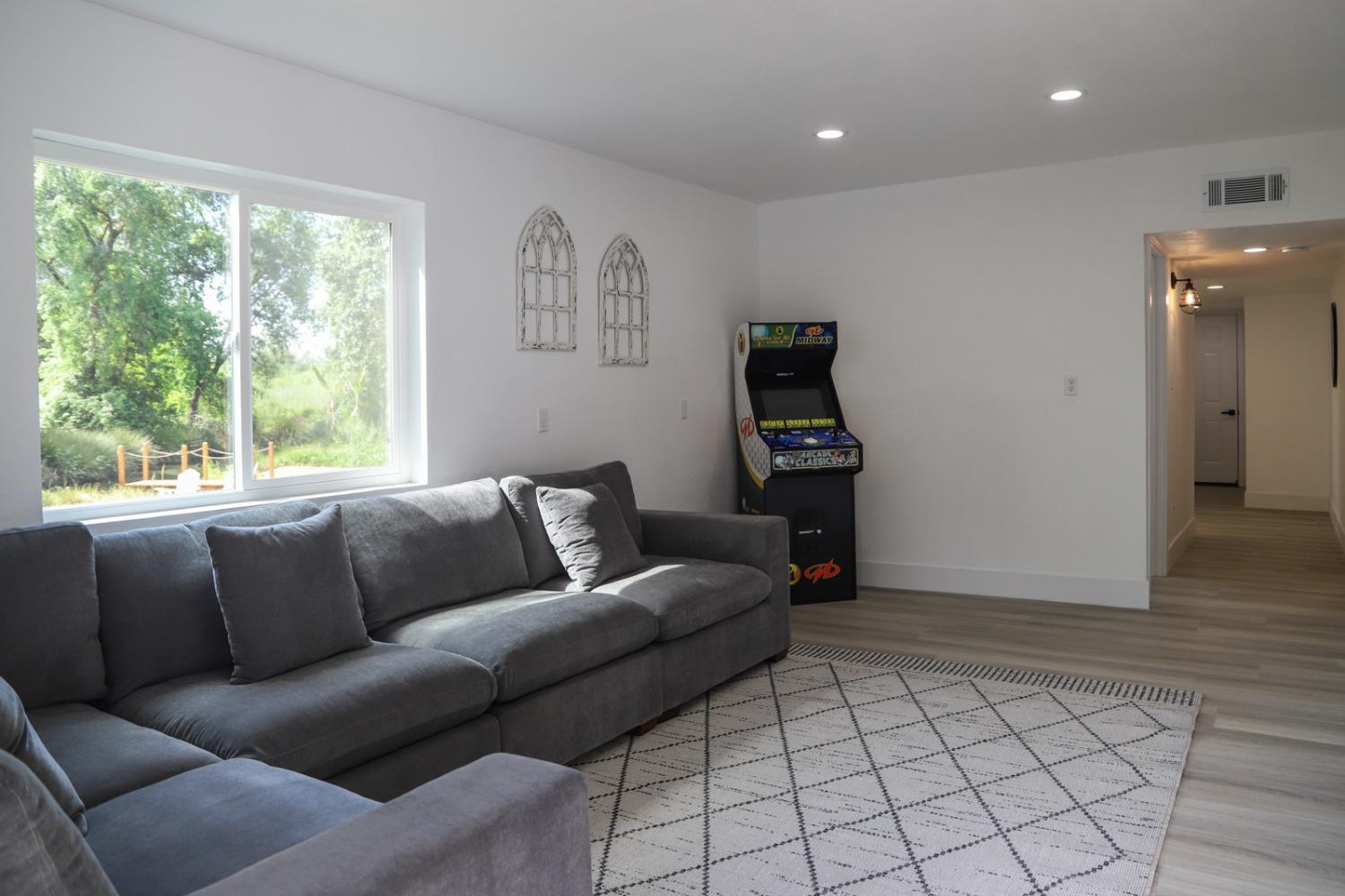 17231 East Trimmer Springs Road Sanger, CA 93657 - Photo 33 of 54 Gallery Image 33
