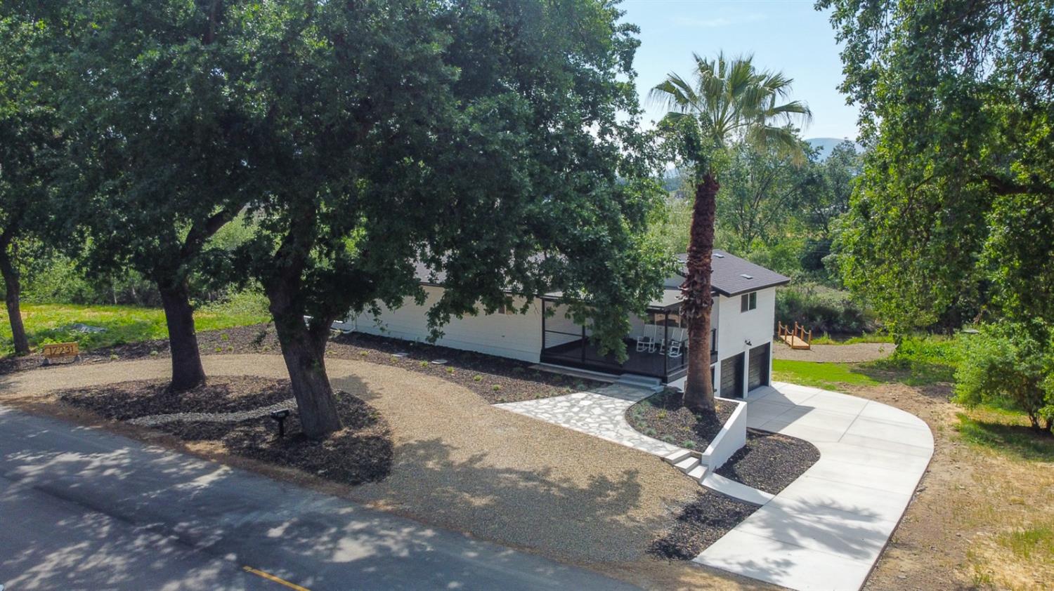 17231 East Trimmer Springs Road Sanger, CA 93657 - Photo 5 of 54 Gallery Image 5