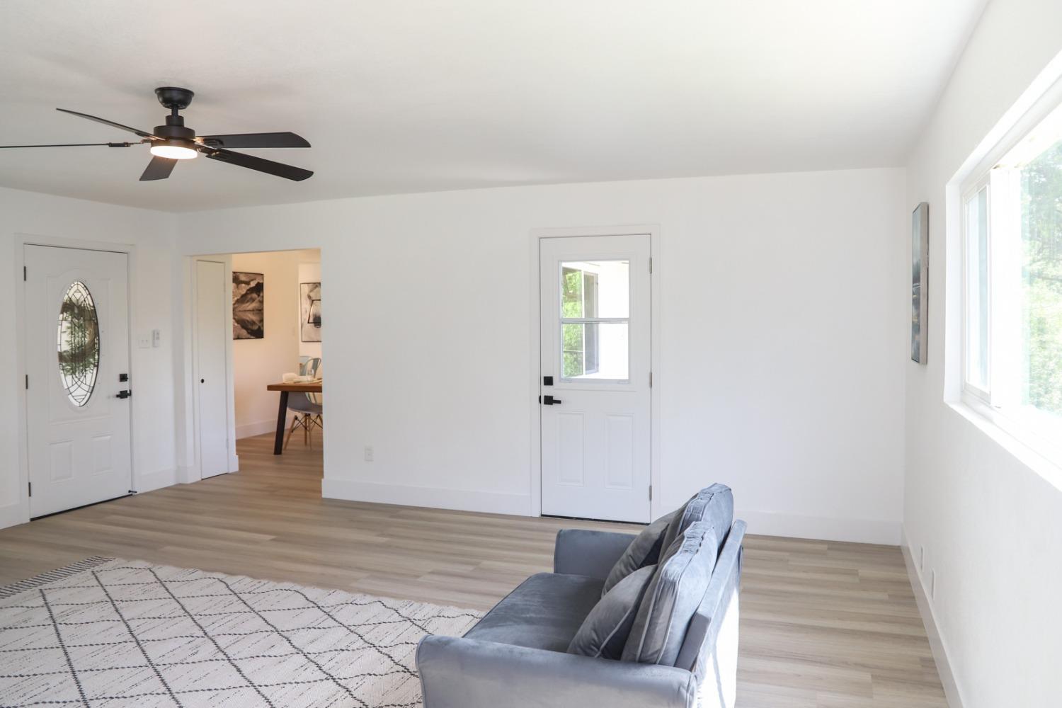 17231 East Trimmer Springs Road Sanger, CA 93657 - Photo 9 of 54 Gallery Image 9