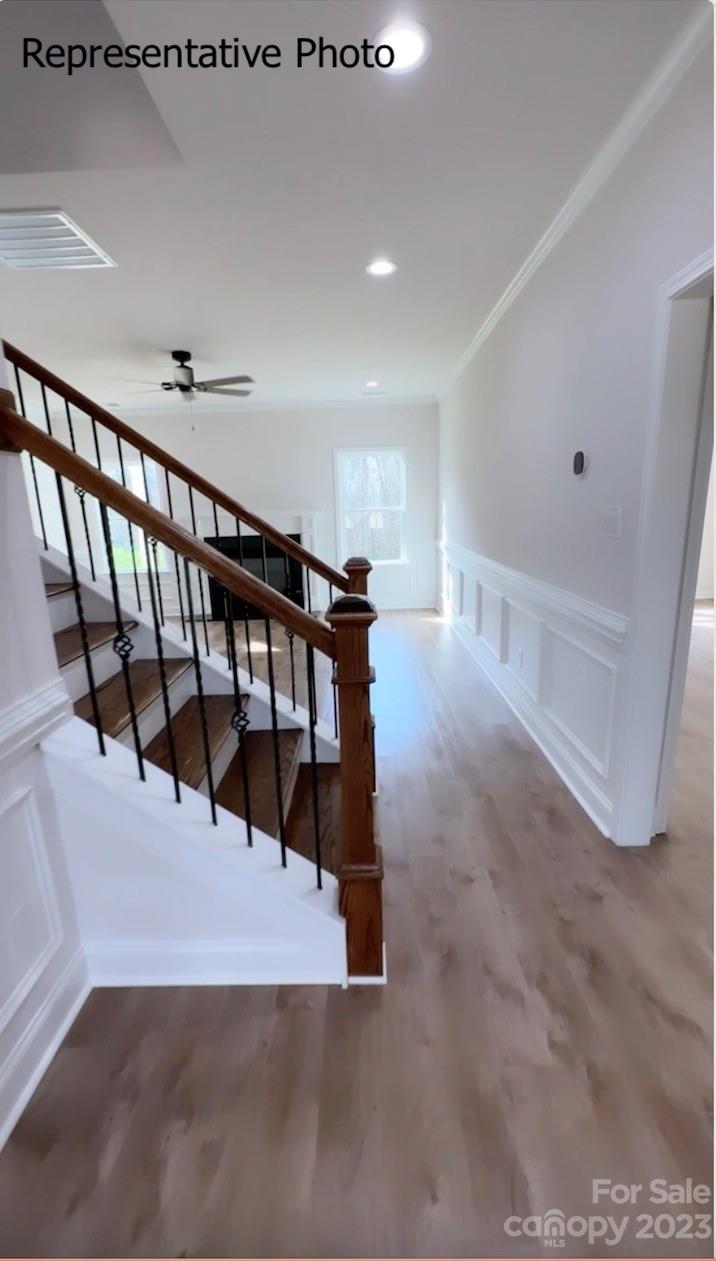 2432 Lakeview Circle Matthews, NC 28105 - Photo 14 of 20 a view of entryway