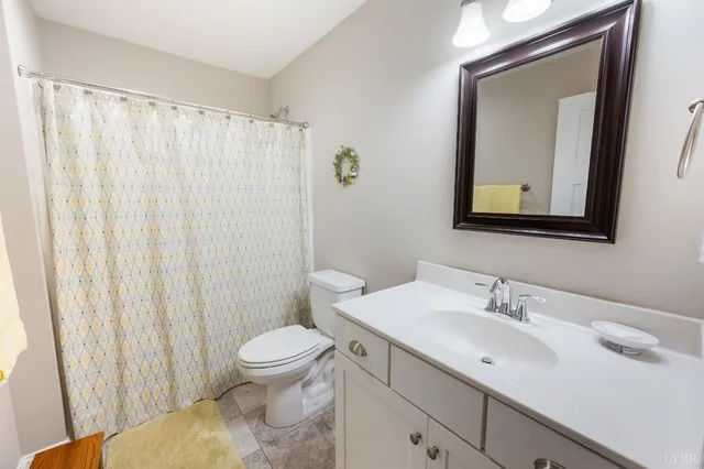 a view of a storage & utility room