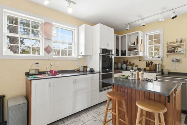 $599,000 | 119 School Street, Tilton, NH 03276
