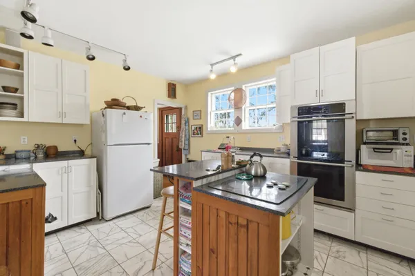 $599,000 | 119 School Street, Tilton, NH 03276