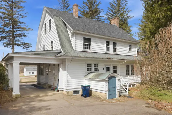 $599,000 | 119 School Street, Tilton, NH 03276