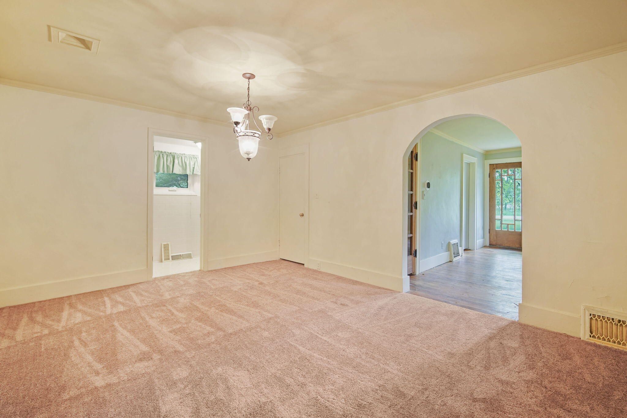 9991 King Road Spring Arbor, MI 49283 - Photo 2 of 41 DSC07509