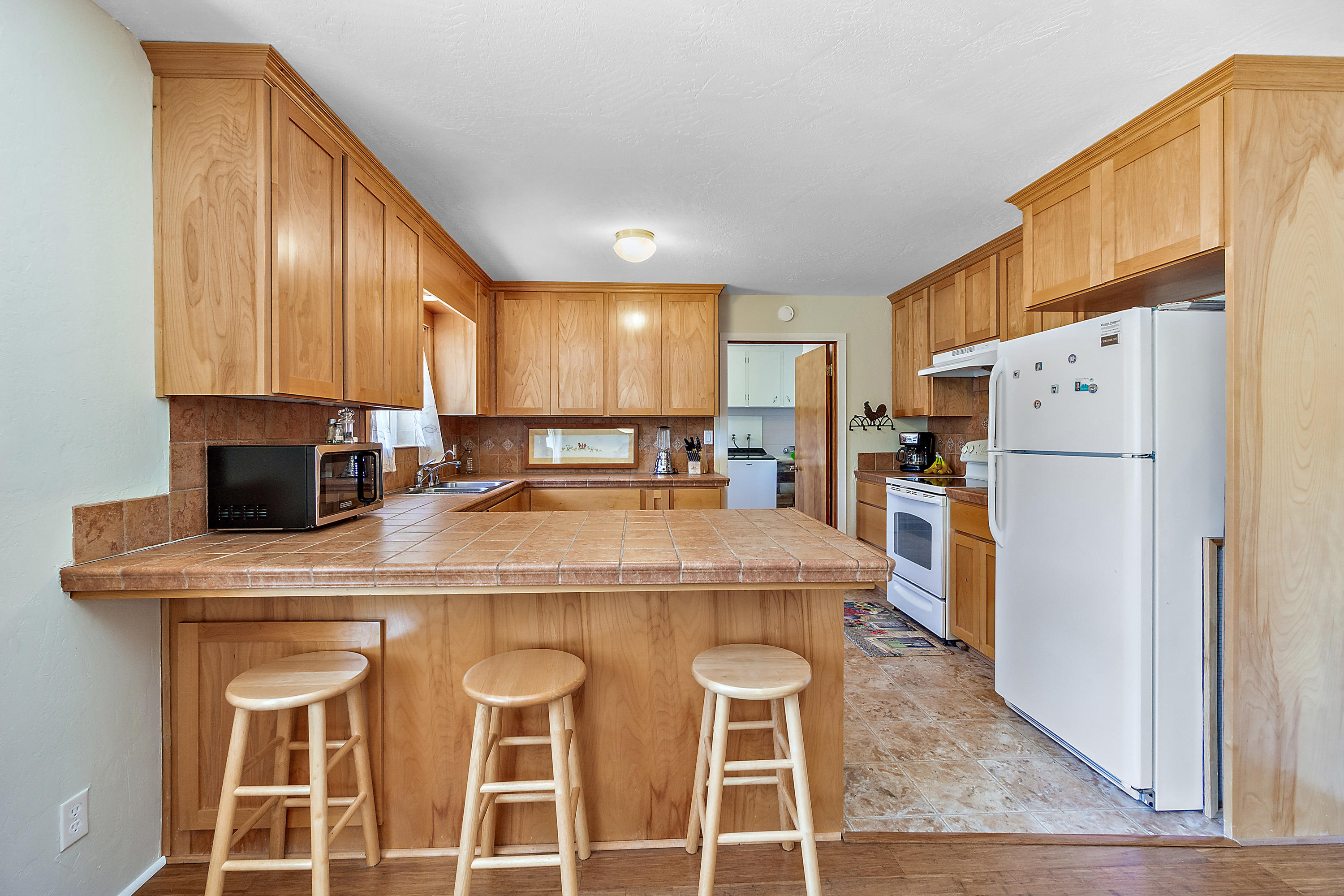 3341 Little Applegate Road Jacksonville, OR 97530 - Photo 6 of 18 30_LAR_30