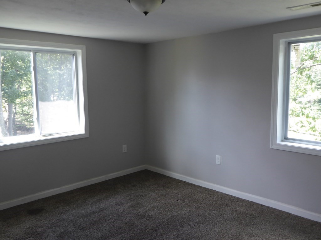86 Pequot Point Road Westfield, MA 01085 - Photo 15 of 21