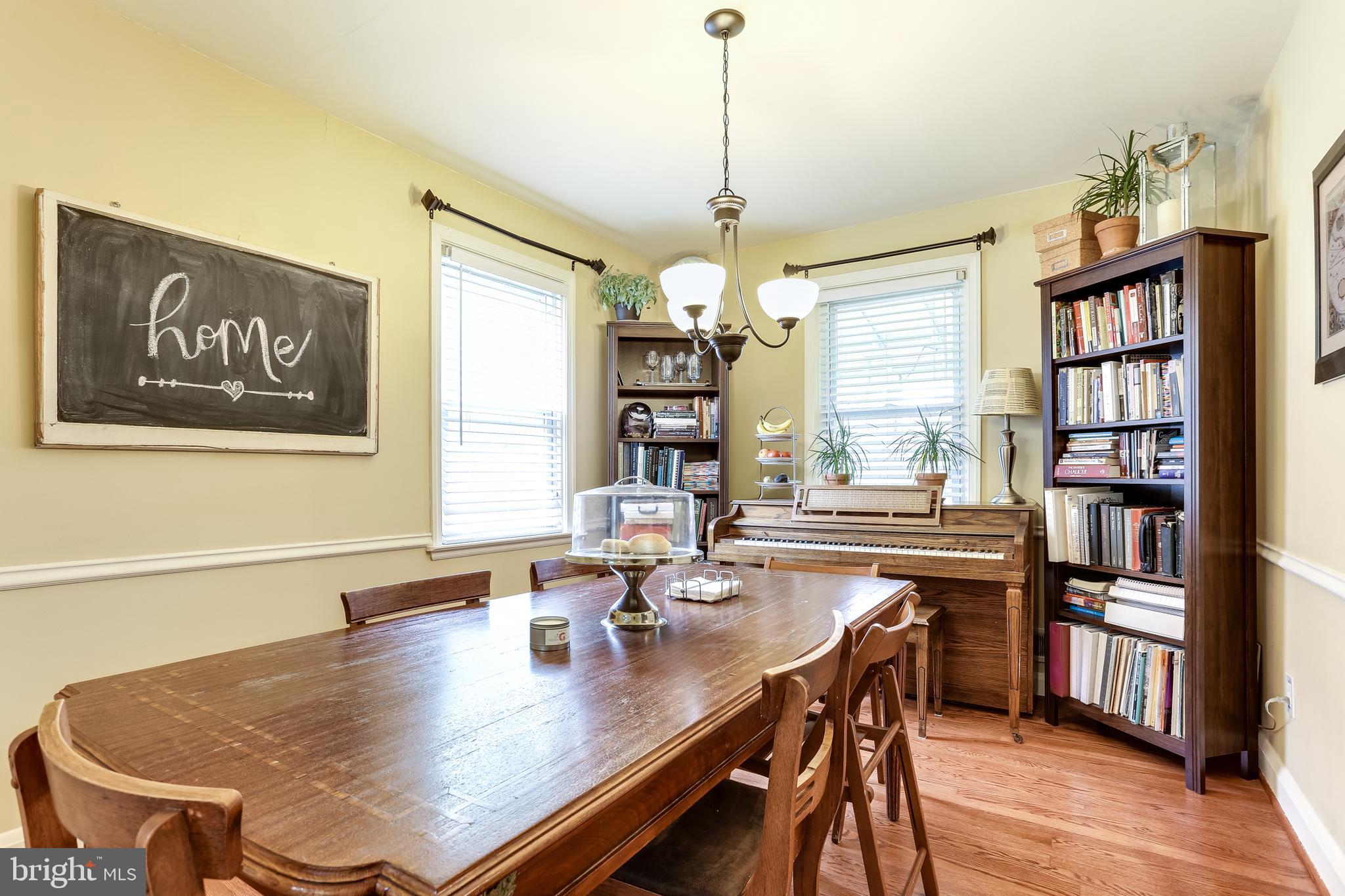 173 Cherrydell Road Baltimore, MD 21228 - Photo 9 of 29 Dining Room