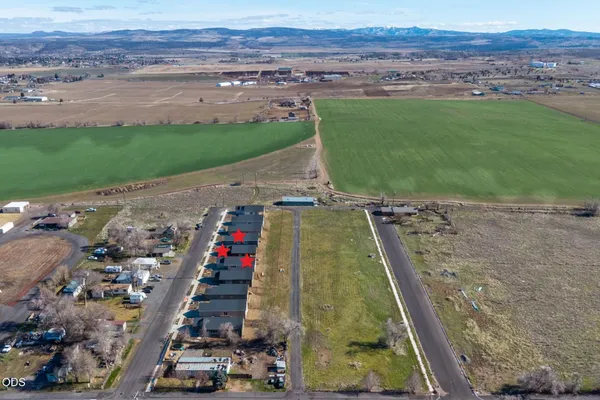 $984,900 | 0 Southwest 6th Street, Unit 4 5 6, Madras, OR 97741