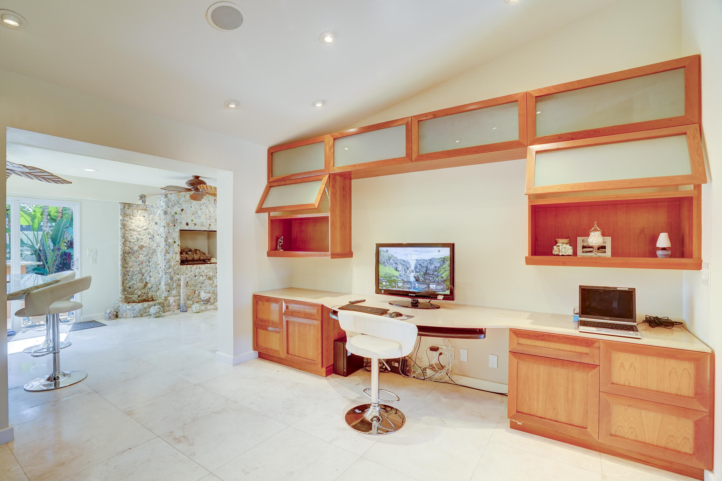 1191 Emerald Drive Singer Island, FL 33404 - Photo 12 of 60 1191EmeraldDr-20
