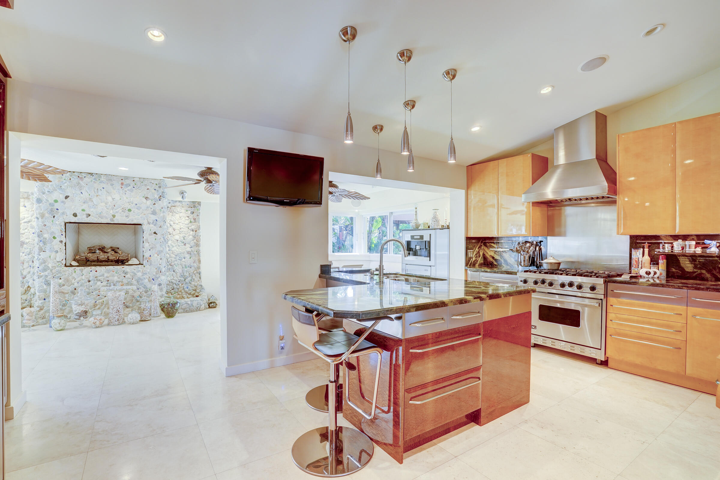 1191 Emerald Drive Singer Island, FL 33404 - Photo 17 of 60 1191EmeraldDr-25