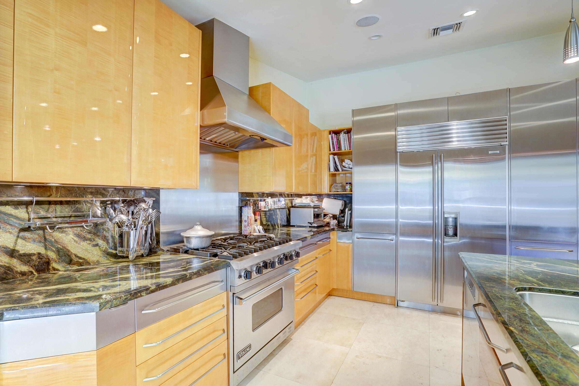 1191 Emerald Drive Singer Island, FL 33404 - Photo 20 of 60 1191EmeraldDr-28