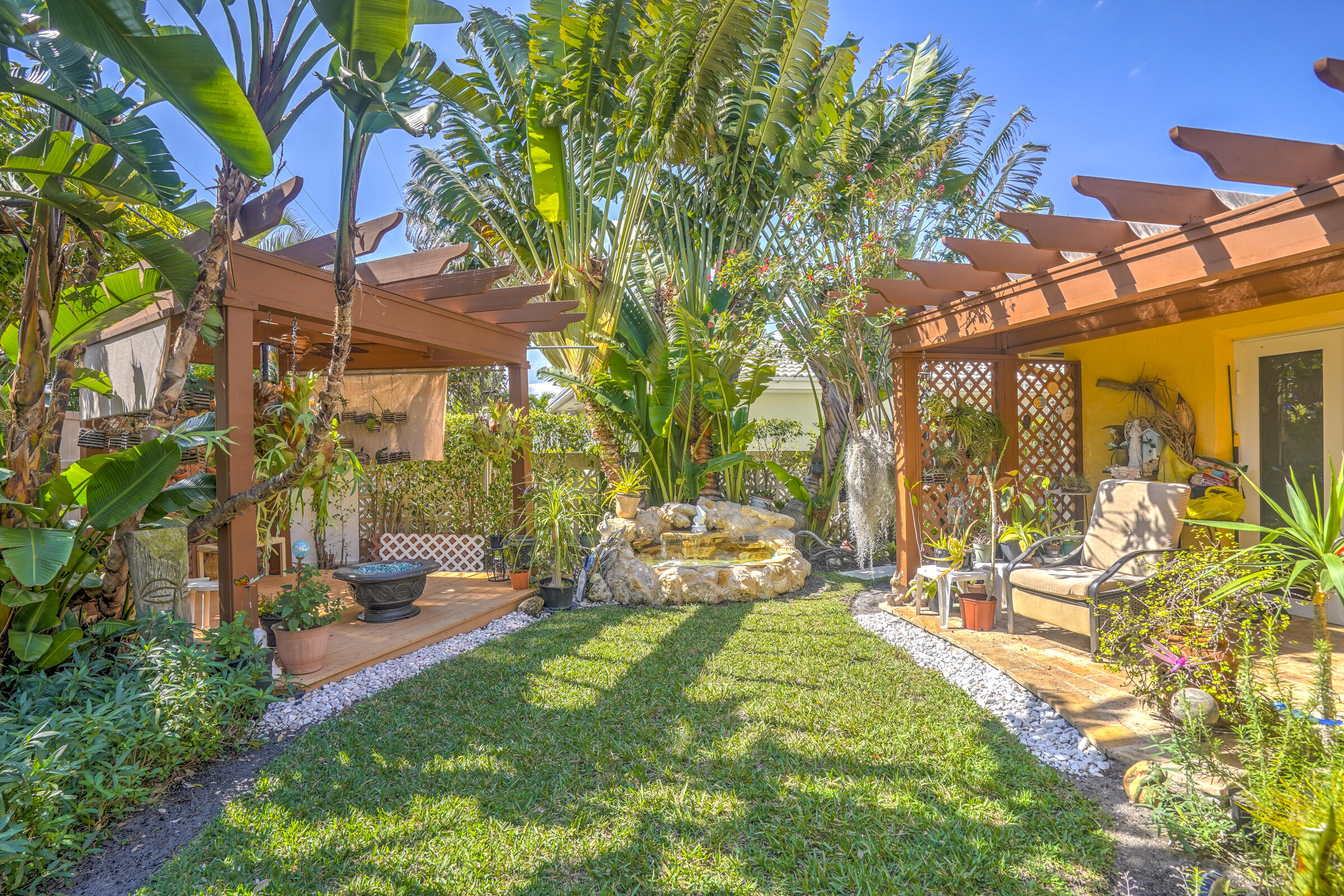 1191 Emerald Drive Singer Island, FL 33404 - Photo 48 of 60 1191EmeraldDr-53
