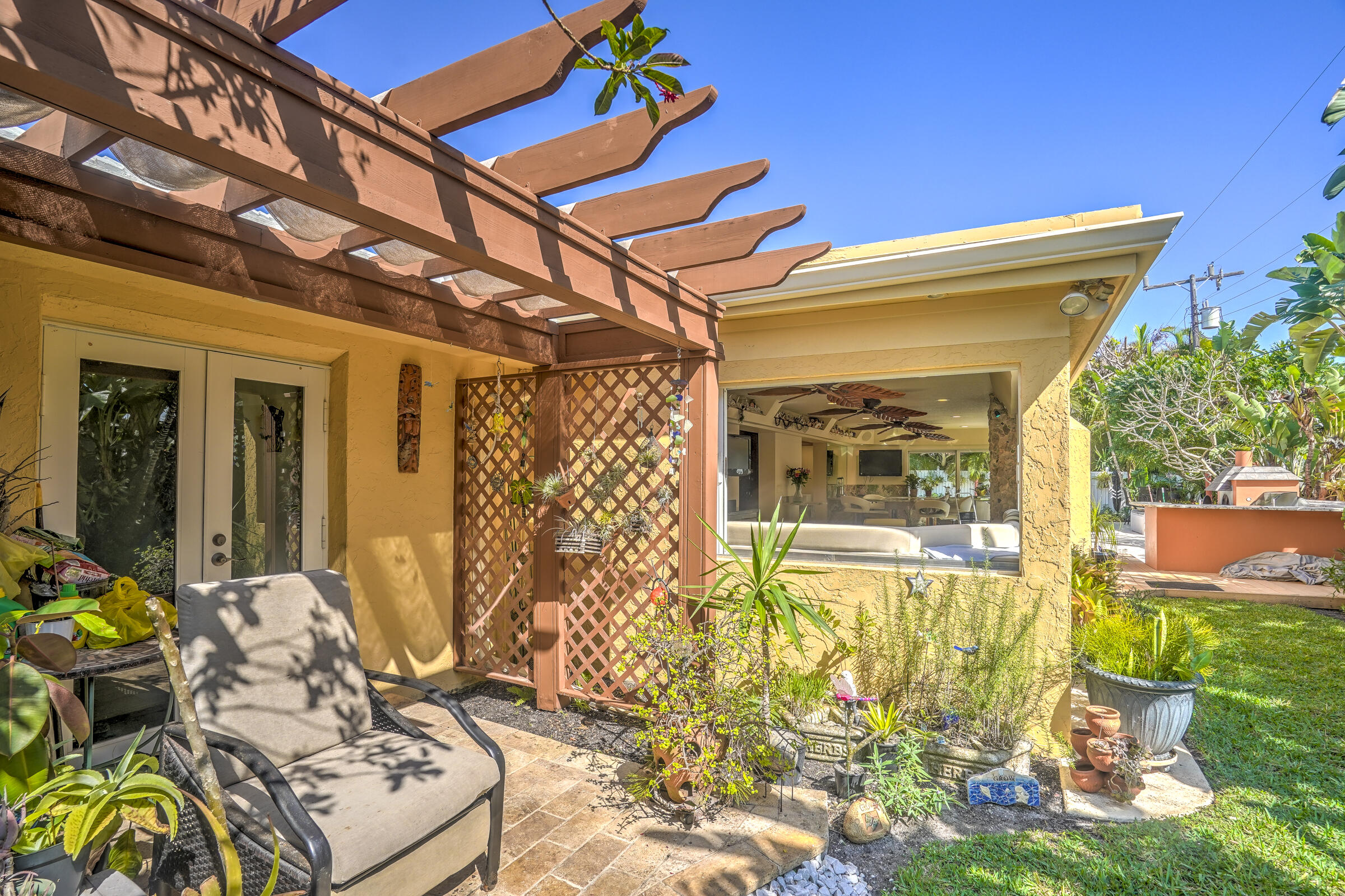 1191 Emerald Drive Singer Island, FL 33404 - Photo 52 of 60 a view of an outdoor space