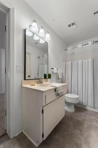 $170,000 | 1844 Zanzibar Lane North, Plymouth, MN 55447