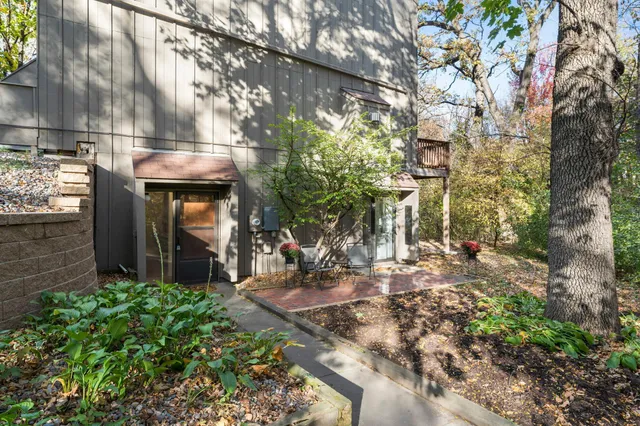 $170,000 | 1844 Zanzibar Lane North, Plymouth, MN 55447