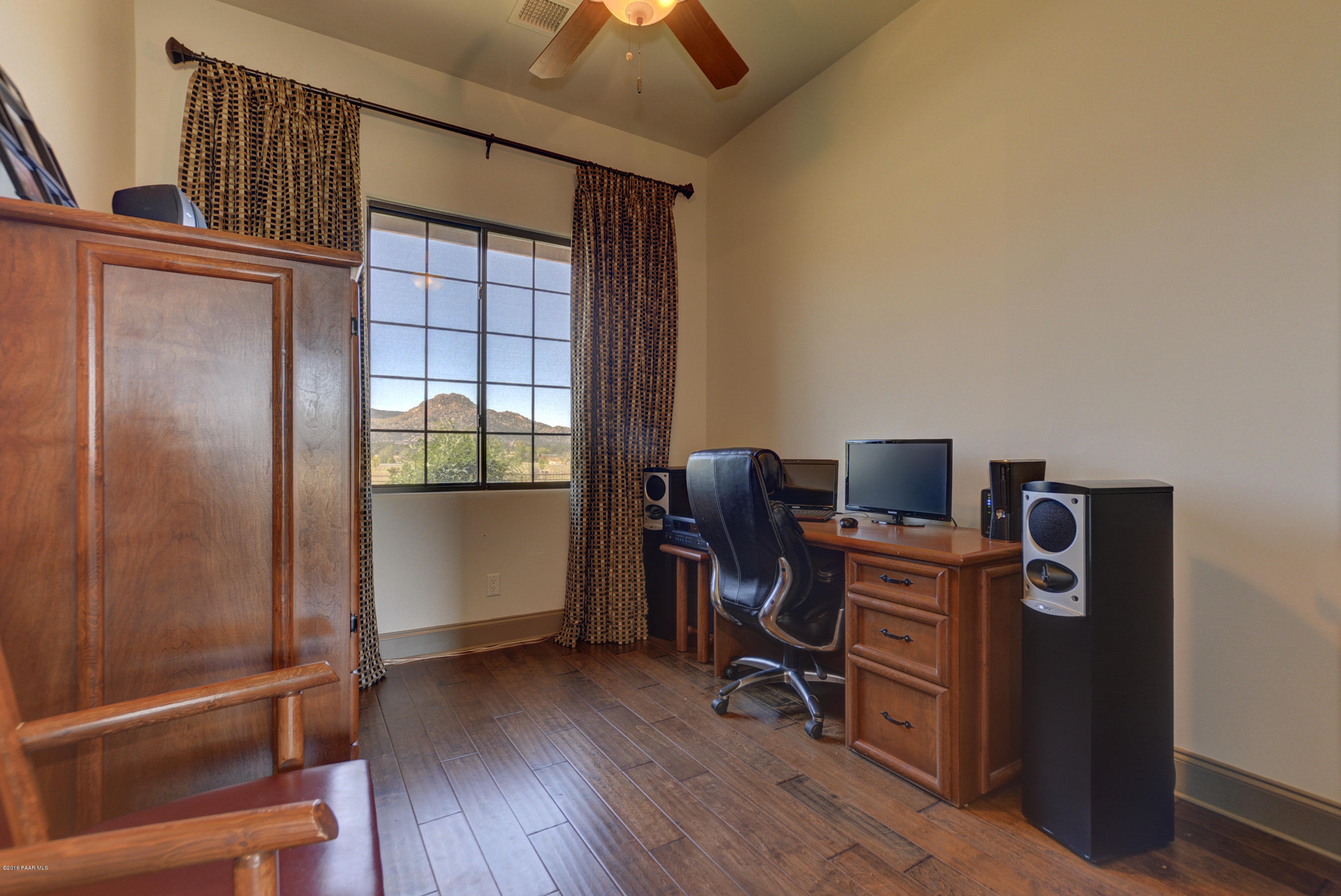 9785 North Equine Road Prescott, AZ 86305 - Photo 23 of 46 Guest Bedroom 4 North Wing