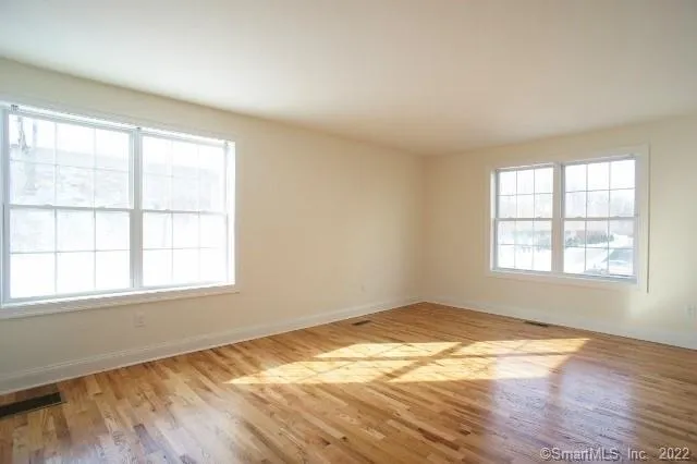 $2,895 | 15 Arch Street, Unit B8, Norwalk, CT 06850