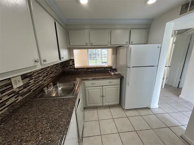 $2,050 | 8000 Fairview Drive, Unit 102, Tamarac, FL 33321