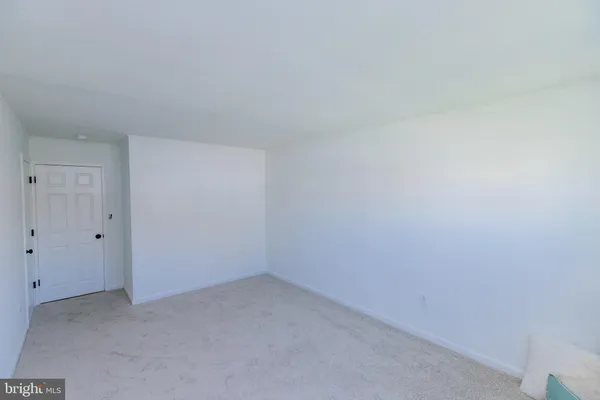 $494,900 | 21 Velvet Lane, Levittown, PA 19054