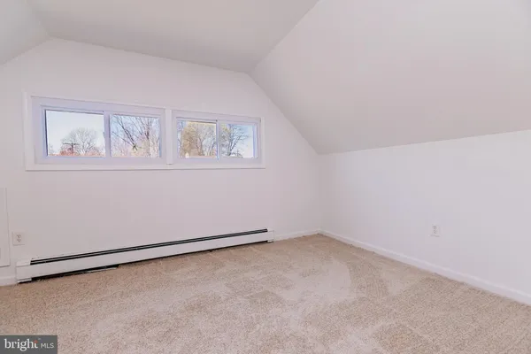 $494,900 | 21 Velvet Lane, Levittown, PA 19054