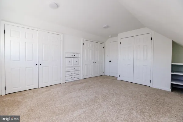 $494,900 | 21 Velvet Lane, Levittown, PA 19054