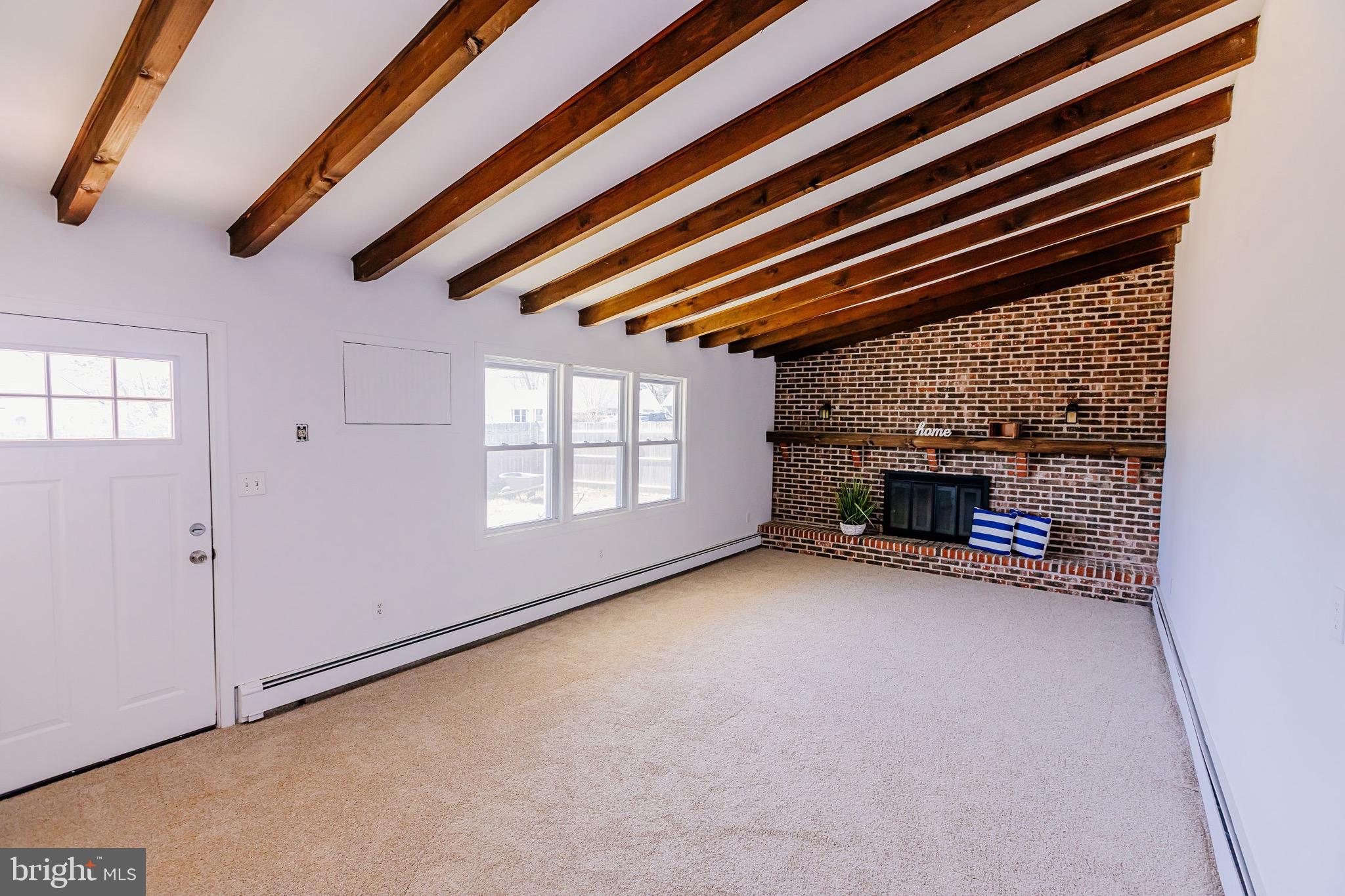 21 Velvet Lane Levittown, PA 19054 - Photo 10 of 47 an empty room with windows