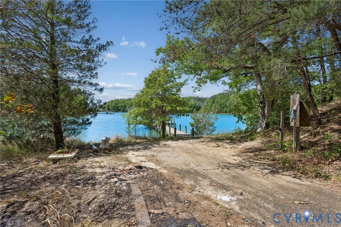 1135 Bennett Farm Road Locust Hill, VA 23092 - Photo 48 of 75