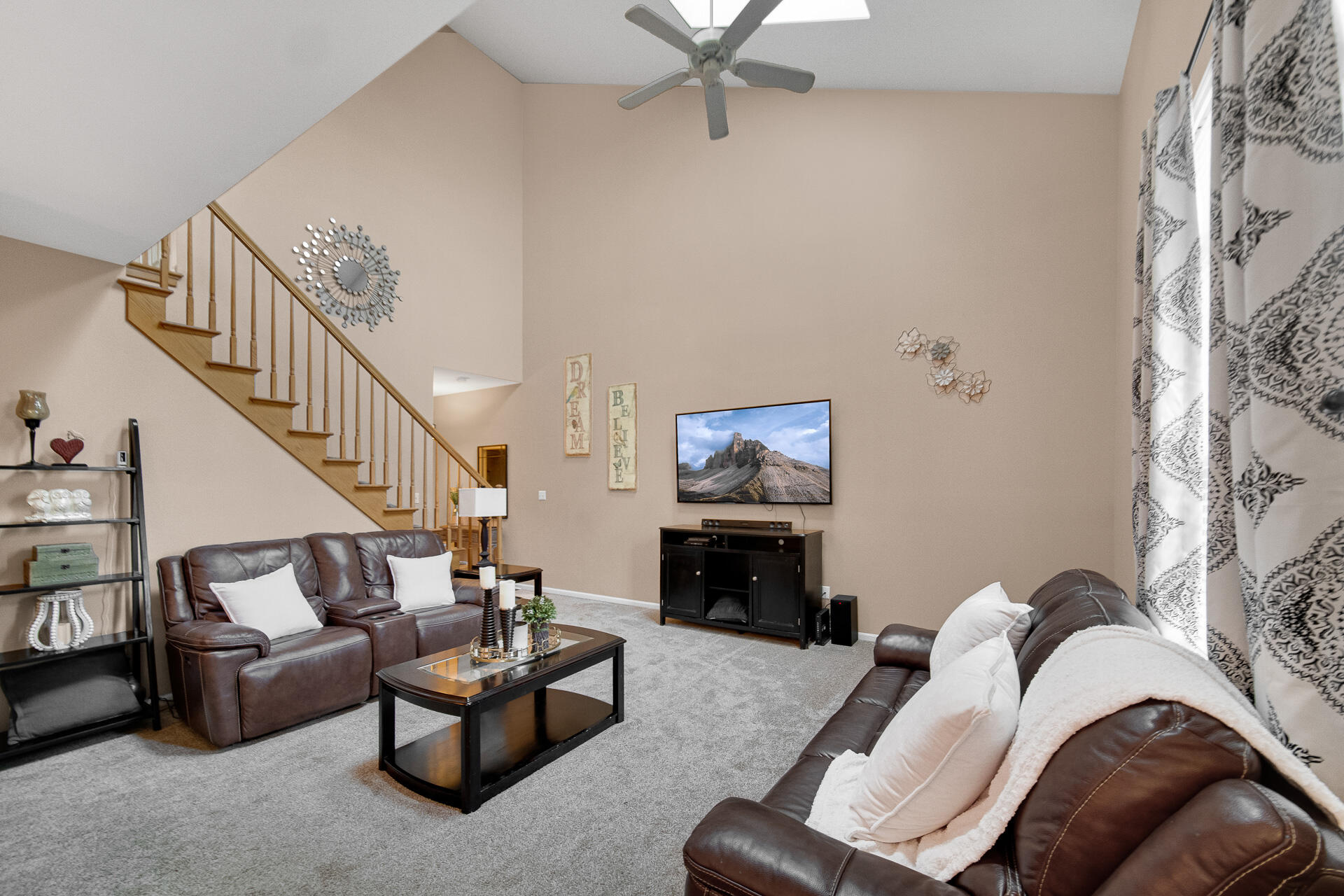 8112 Victoria Place Crown Point, IN 46307 - Photo 5 of 17 1920x1280