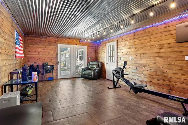 $219,900 | 114 Velda Street, Farmersville, IL 62533