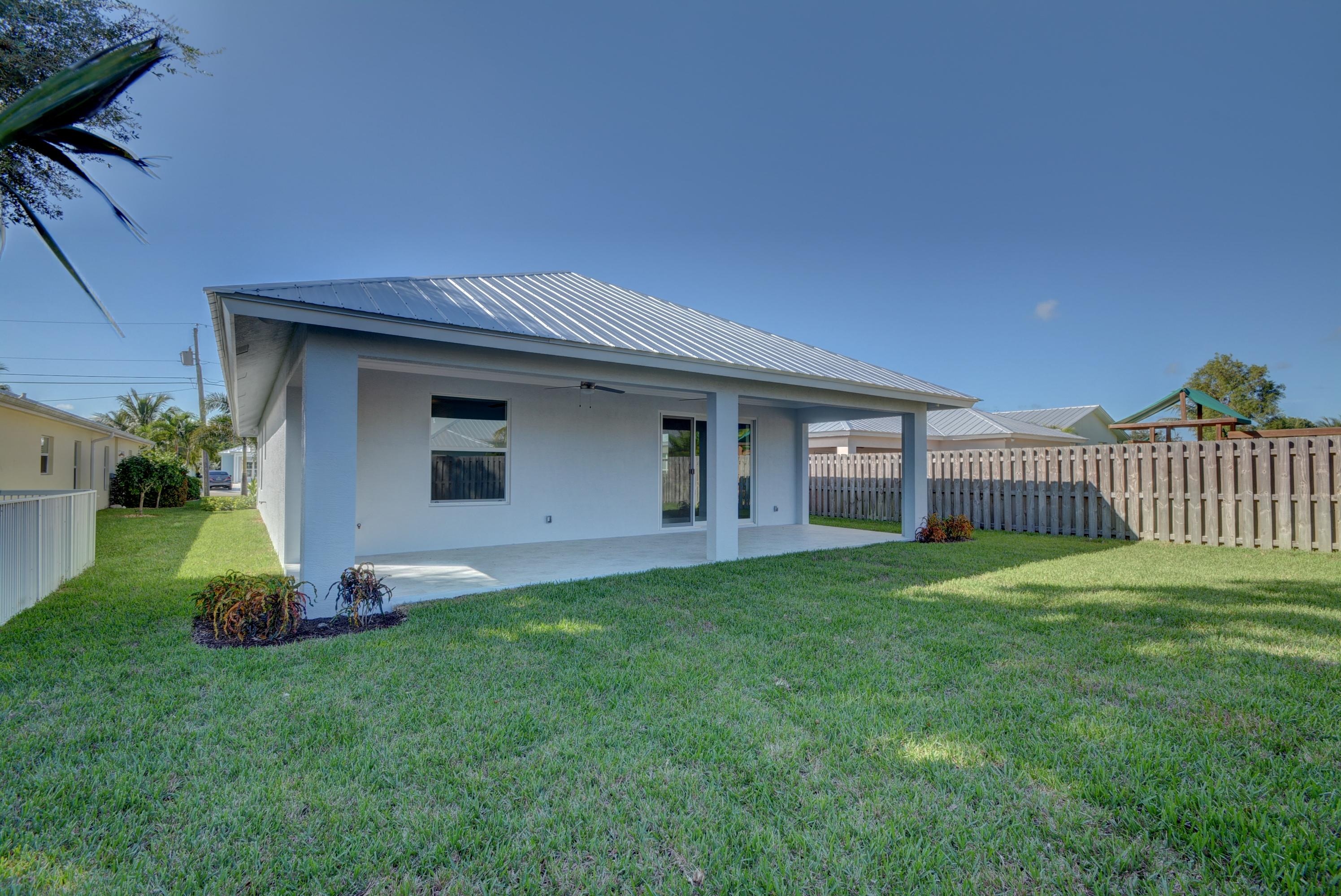 17680 Cinquez Park Road East Jupiter, FL 33458 - Photo 26 of 29 House Back View