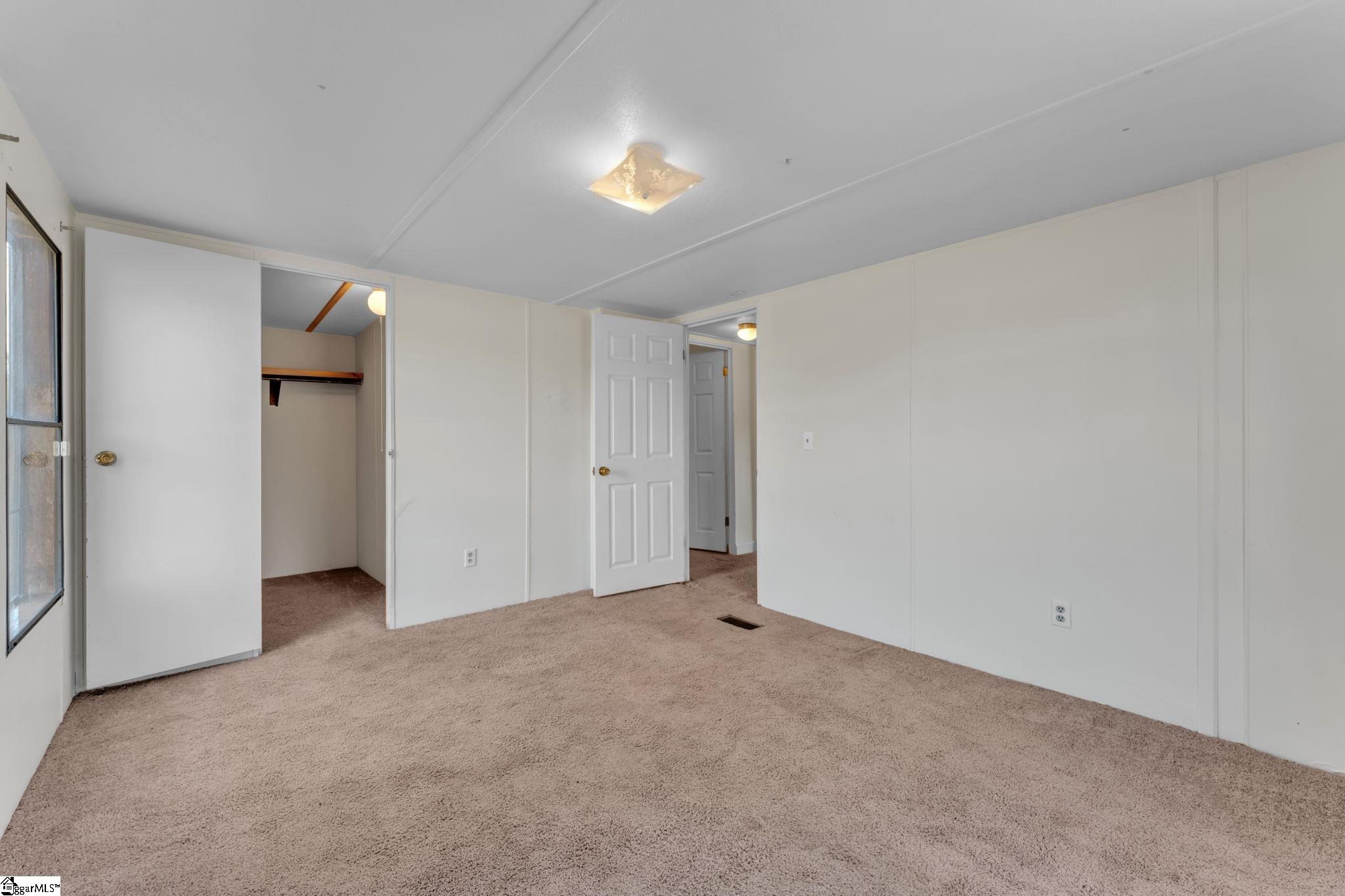 3079 Lakeview Drive Laurens, SC 29360 - Photo 12 of 30