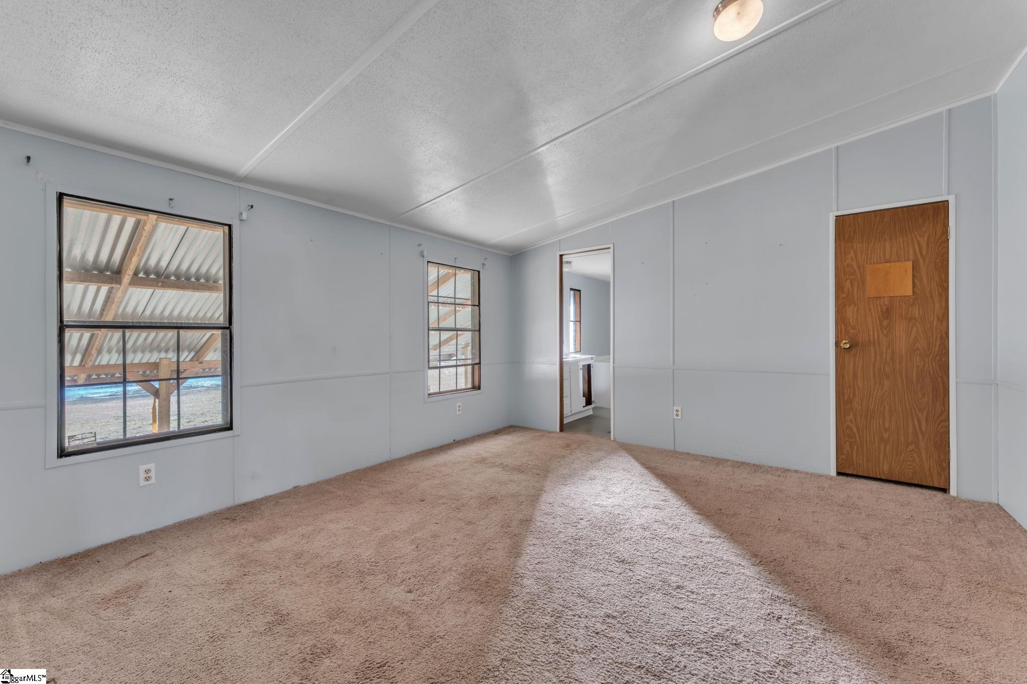 3079 Lakeview Drive Laurens, SC 29360 - Photo 17 of 30