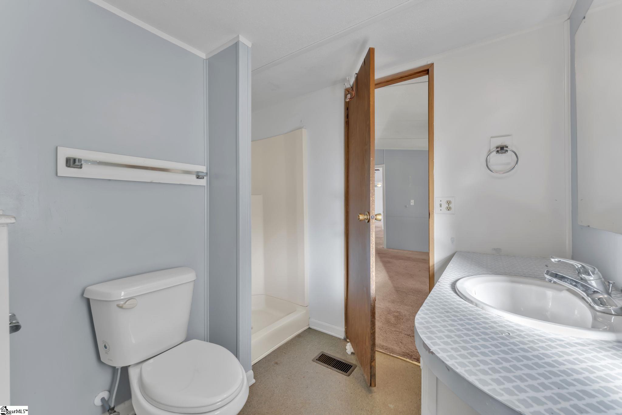 3079 Lakeview Drive Laurens, SC 29360 - Photo 18 of 30