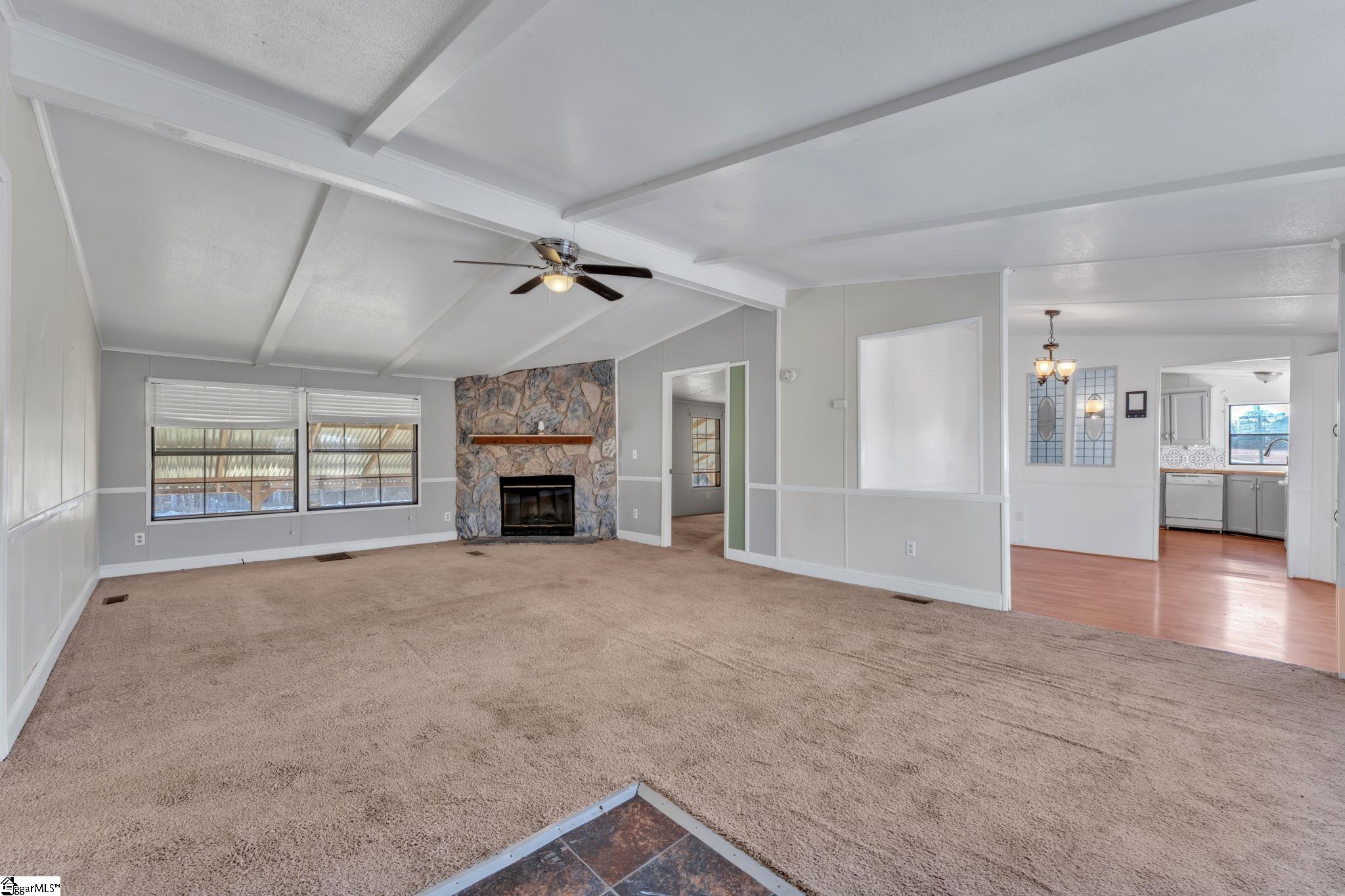 3079 Lakeview Drive Laurens, SC 29360 - Photo 2 of 30