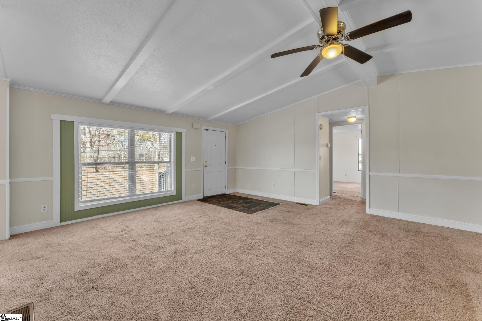 3079 Lakeview Drive Laurens, SC 29360 - Photo 3 of 30