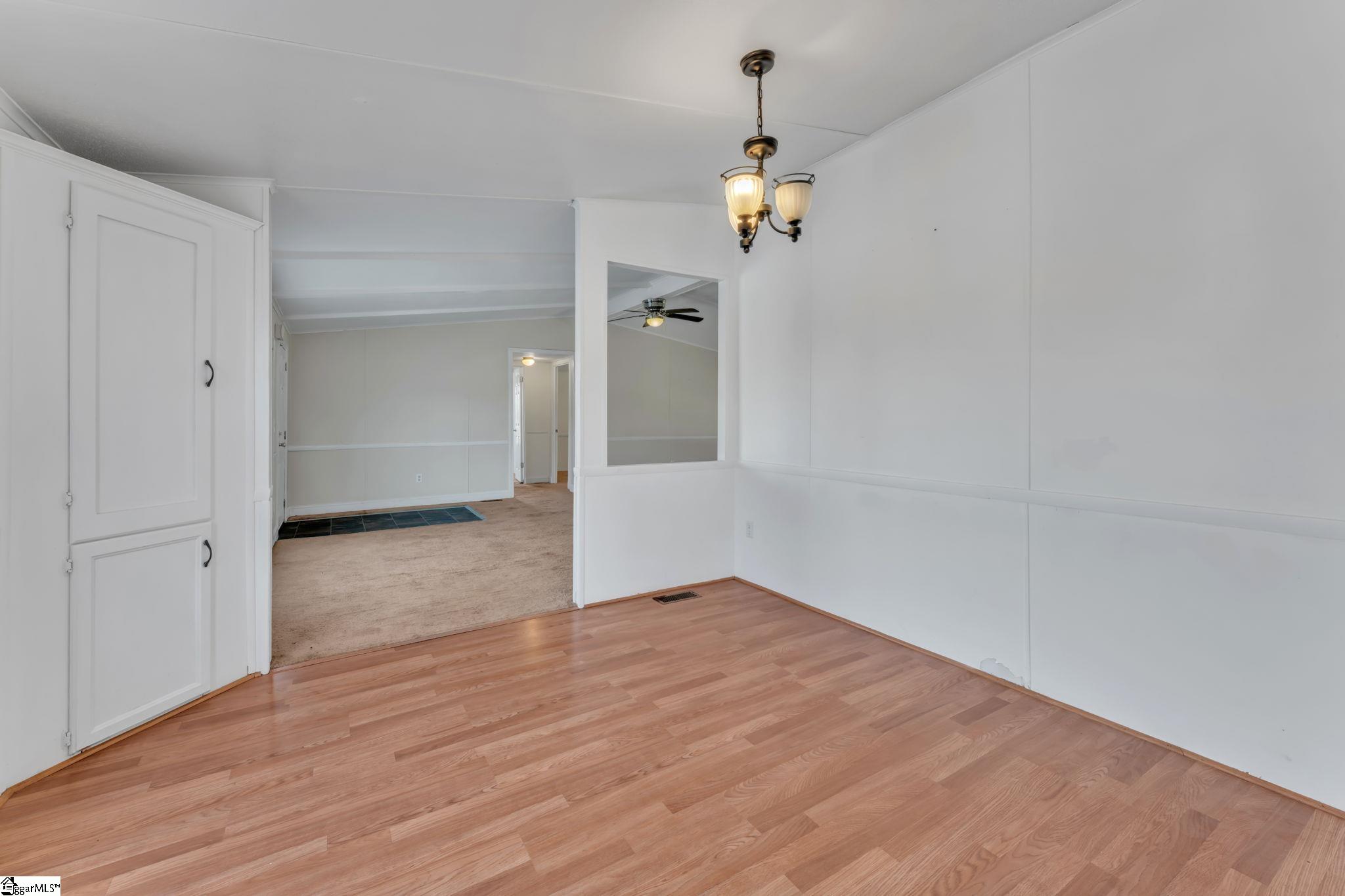 3079 Lakeview Drive Laurens, SC 29360 - Photo 10 of 30