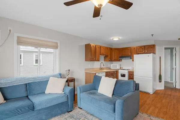 $399,900 | 611 Ocean Boulevard, Unit 3, Hampton, NH 03842