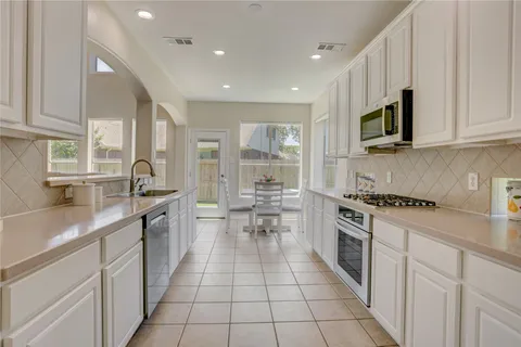 $425,000 | 5514 Waverdale Court, Sugar Land, TX 77479