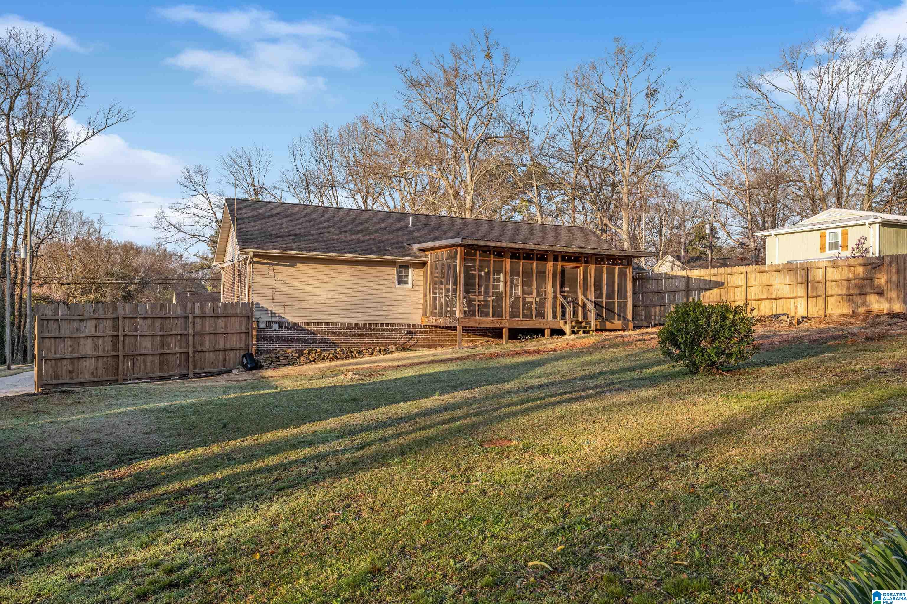 121 Oak Street Alabaster, AL 35114 - Photo 11 of 41