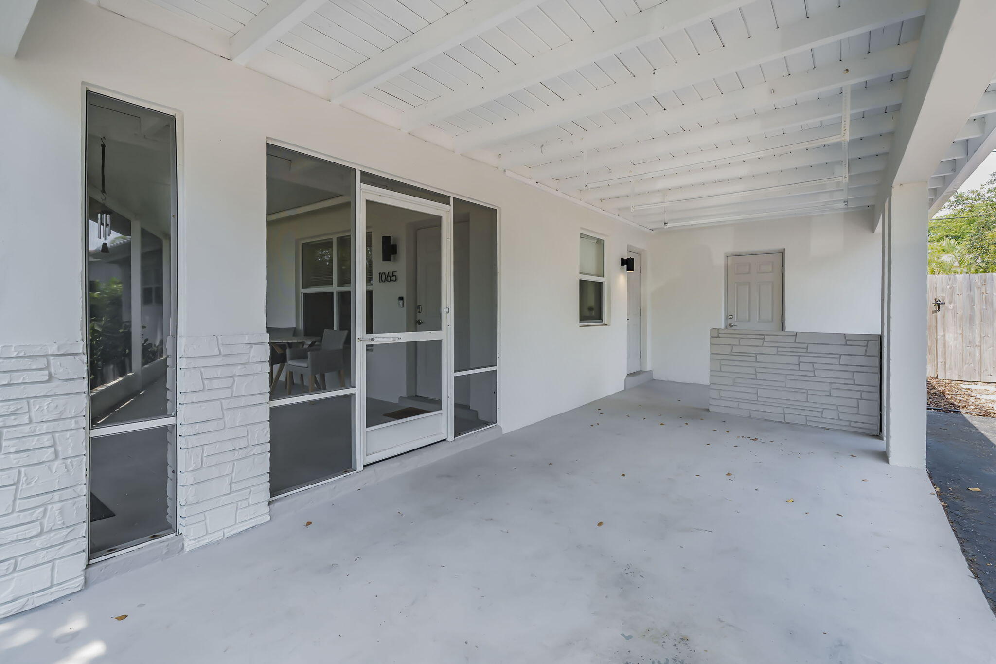 1065 Southwest 4th Terrace Pompano Beach, FL 33060 - Photo 19 of 20 31-web-or-mls-31