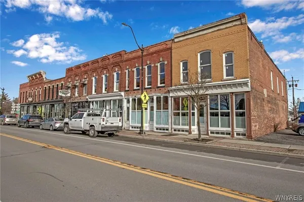 $1,250 | 27 Main Street, Royalton, NY 14105